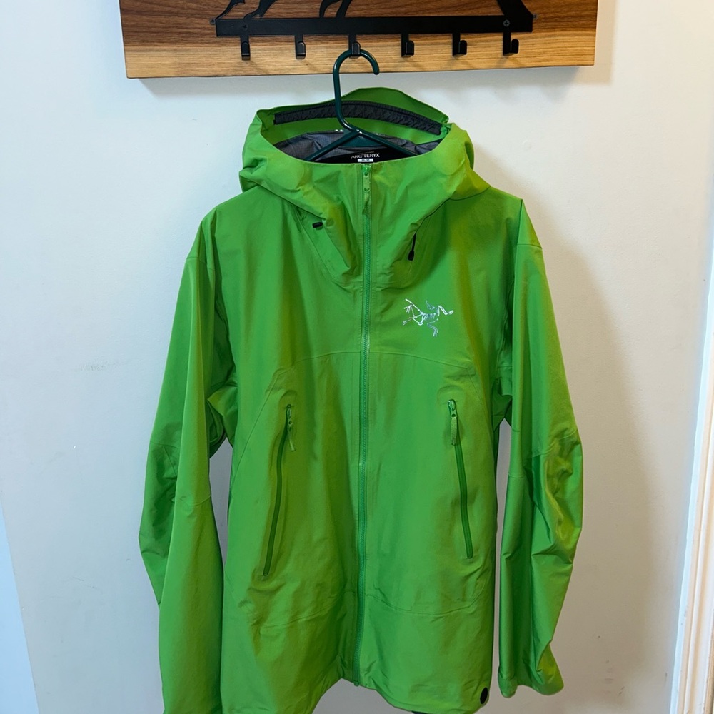 Arc'teryx SPHENE jacket (medium) Gore Tex Pro